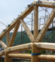 トラス接合部